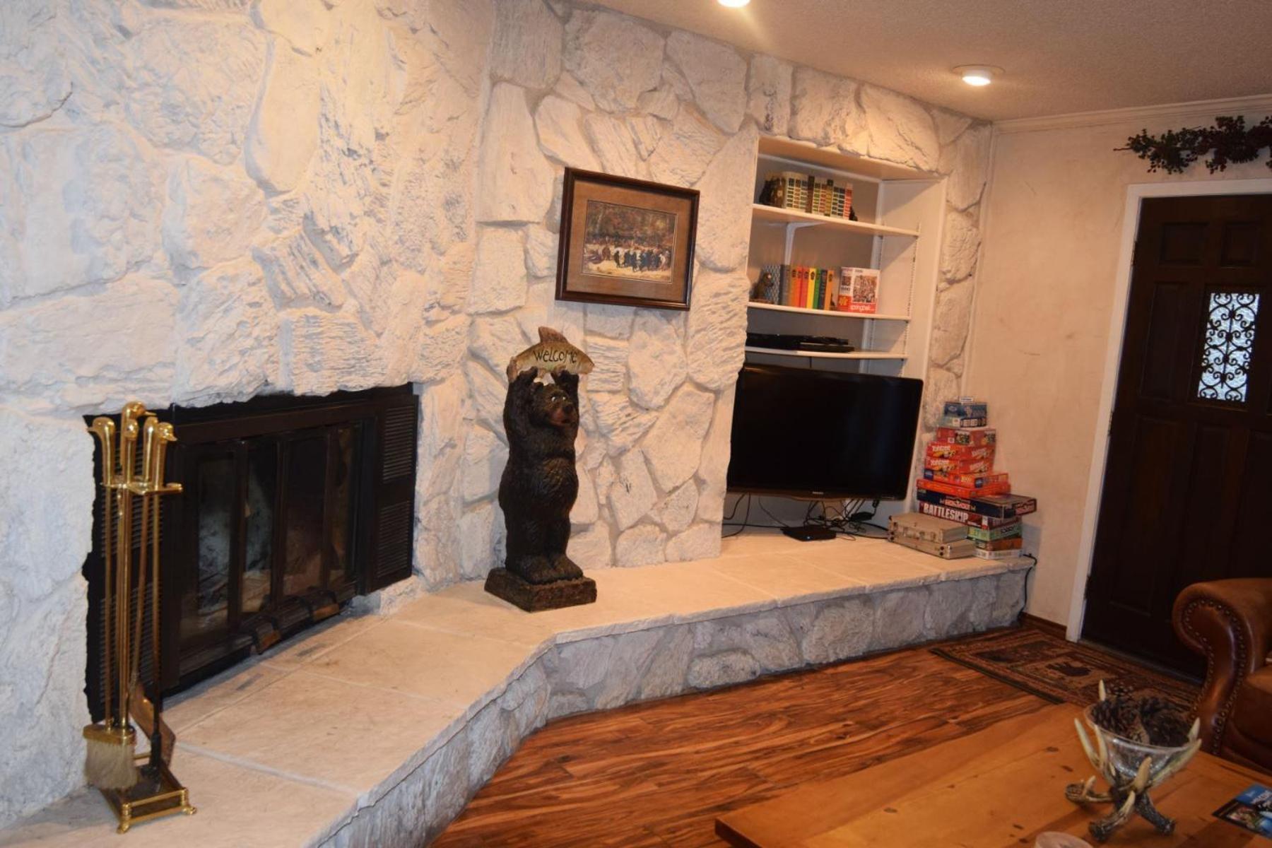 Claim Jumper Townhouse 16 - On The River - Across From The Fishing Ponds - In Town - Near The Ski Area - Fireplace - Wifi - Sate เรดริเวอร์ ภายนอก รูปภาพ